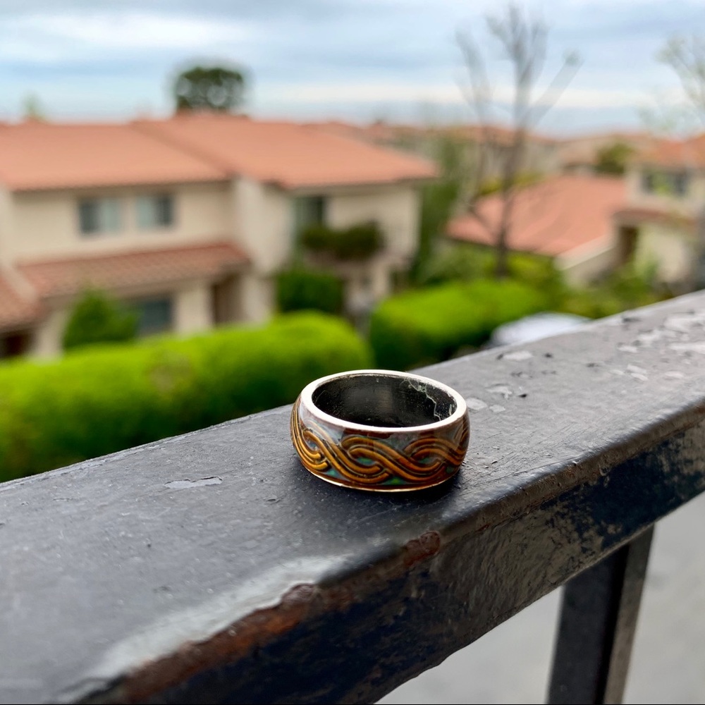 Vintage mood ring